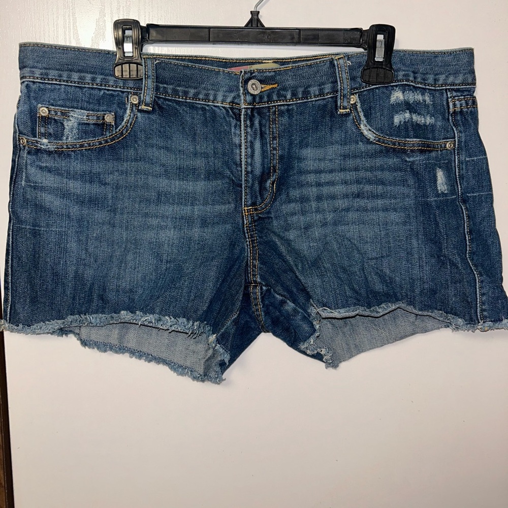 Old Navy women’s denim shorts size 14